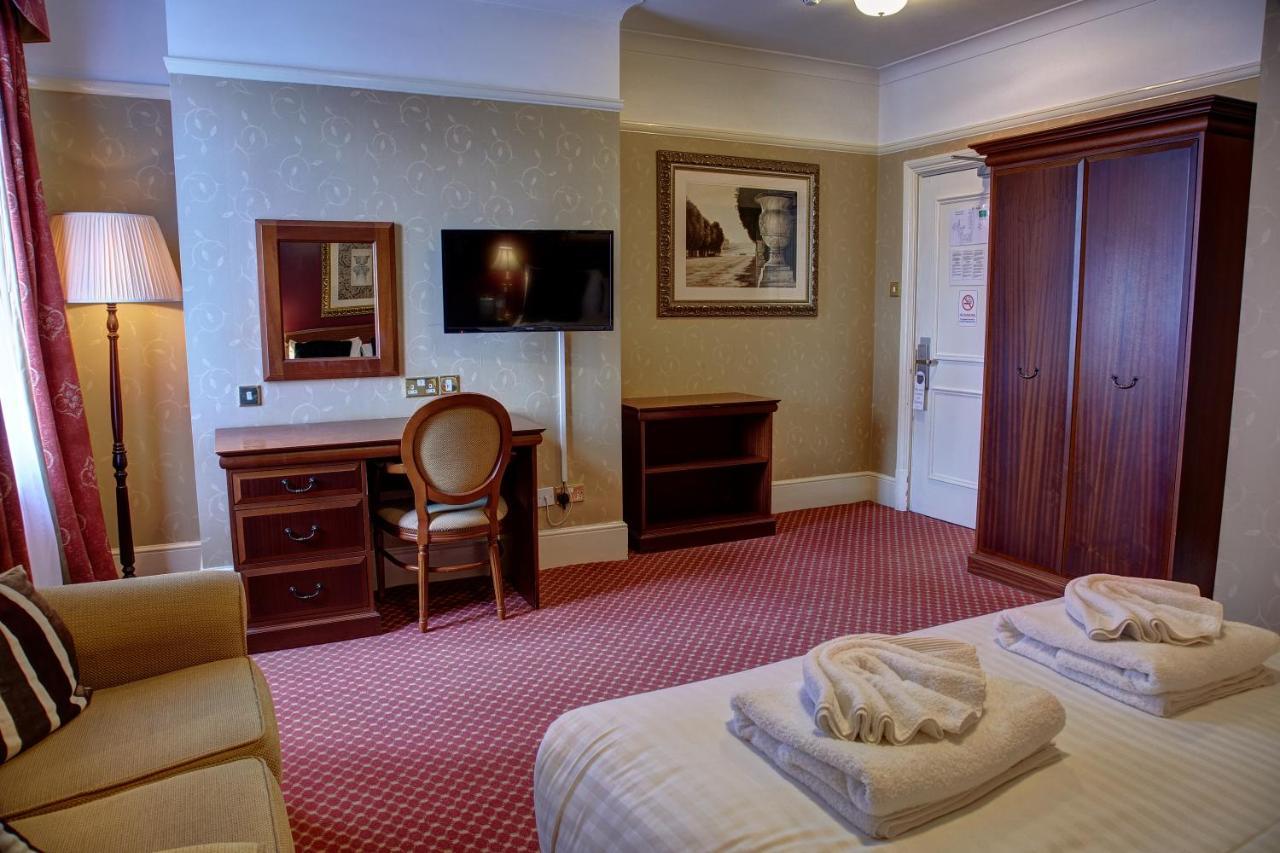 The Orwell Hotel 펠릭스토우 외부 사진