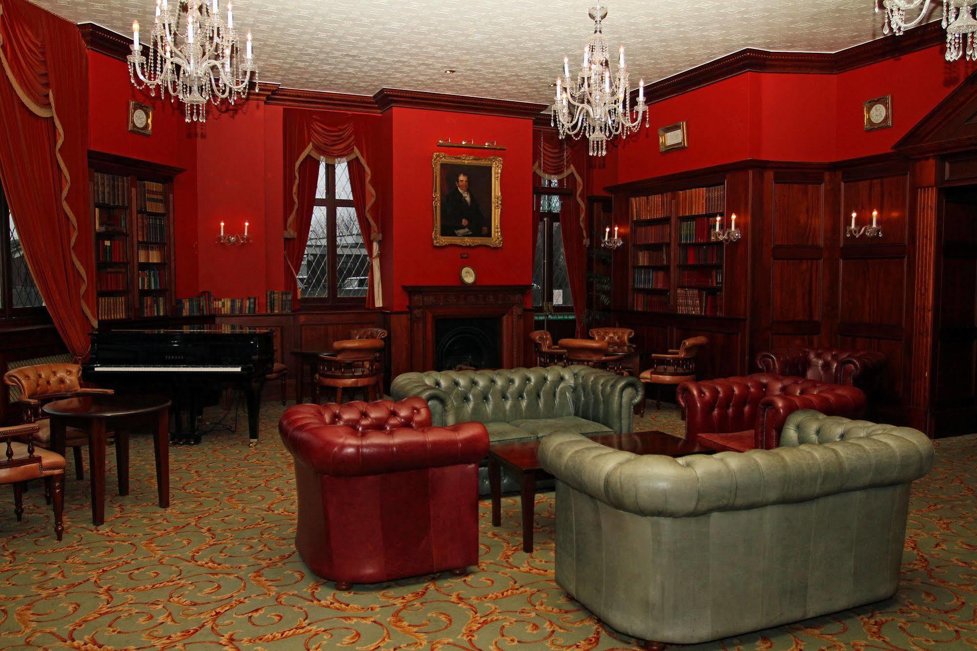 The Orwell Hotel 펠릭스토우 외부 사진